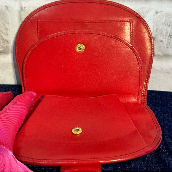 Fendi Leopard/Red Leather Round Wallet SEXY RARE with COA - Picture 7 of 11